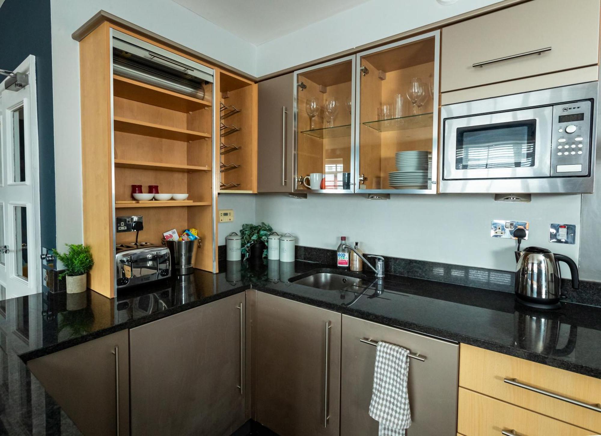 Executive Apartment, City Central 布赖顿 外观 照片